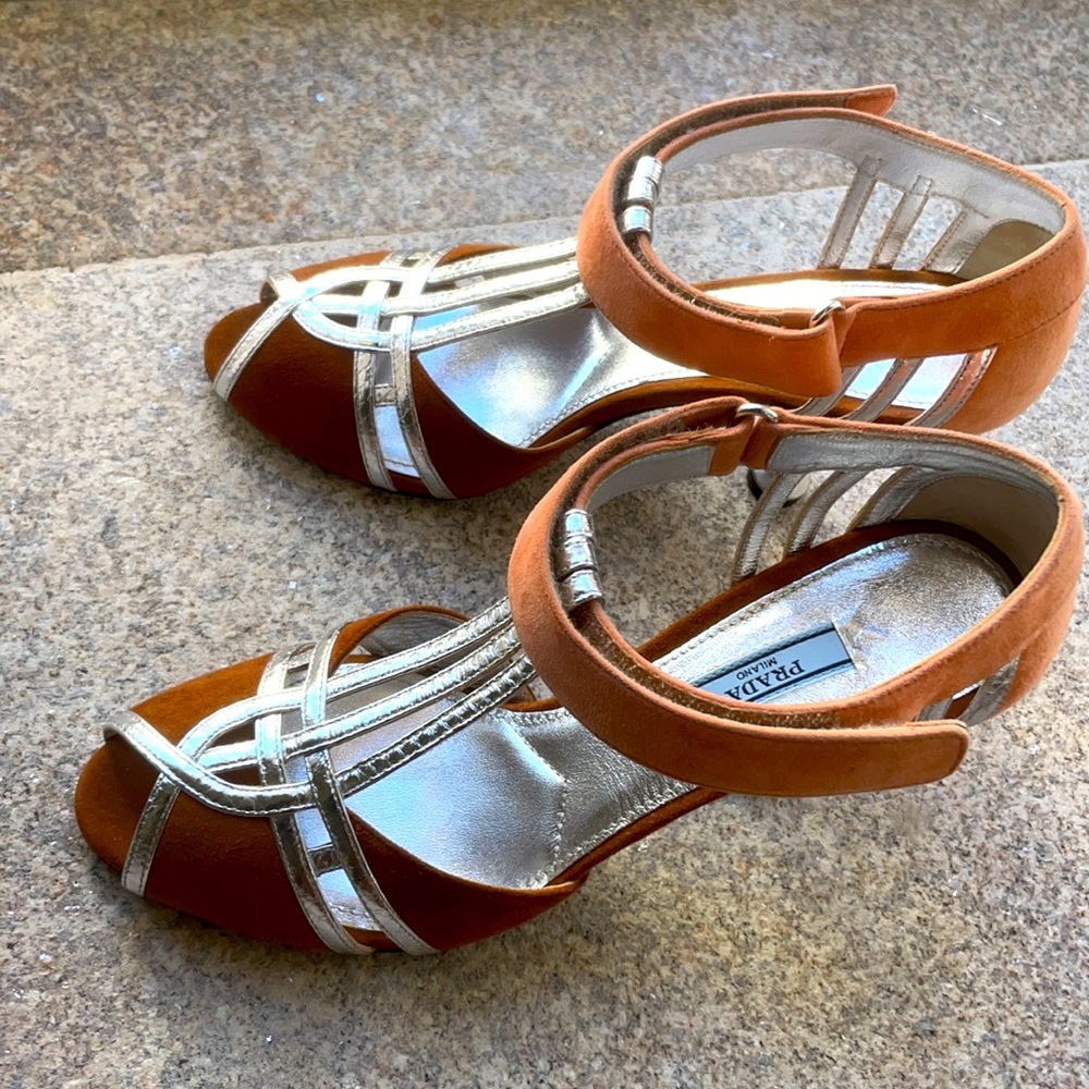 Prada new never worn sexy stylish shoes must have